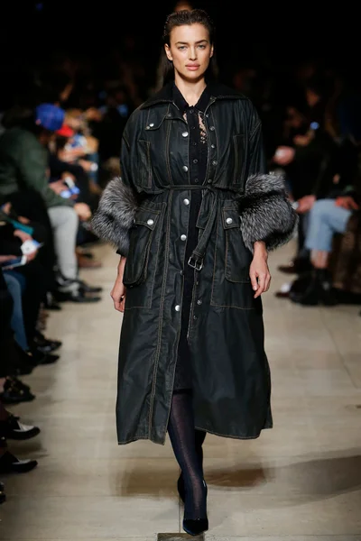 Look 36